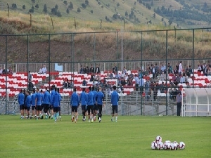B.B. Erzurumspor’un antrenmanına yoğun ilgi