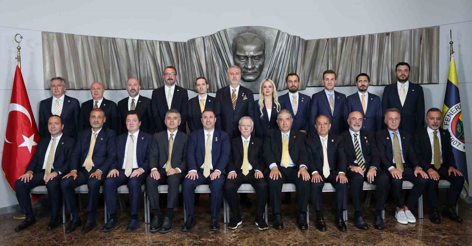 fenerbahce-yonetim-kurulu-ilk-toplantisini-yapti