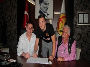 Erdon Daci Eskişehirspor’da