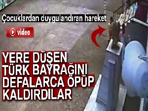 Yere düşen bayrağı öpüp kaldırdılar