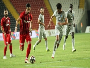 Adana Demir 3 puanı tek golle aldı