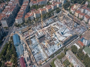 Göztepe Stadı yükseliyor