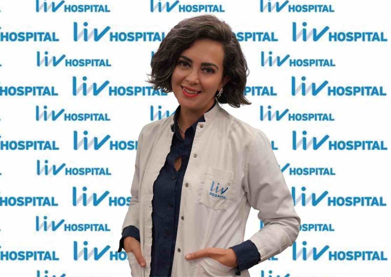 uzmanindan-dis-beyazlatma-uyarisi-her-yontem-guvenli-degil