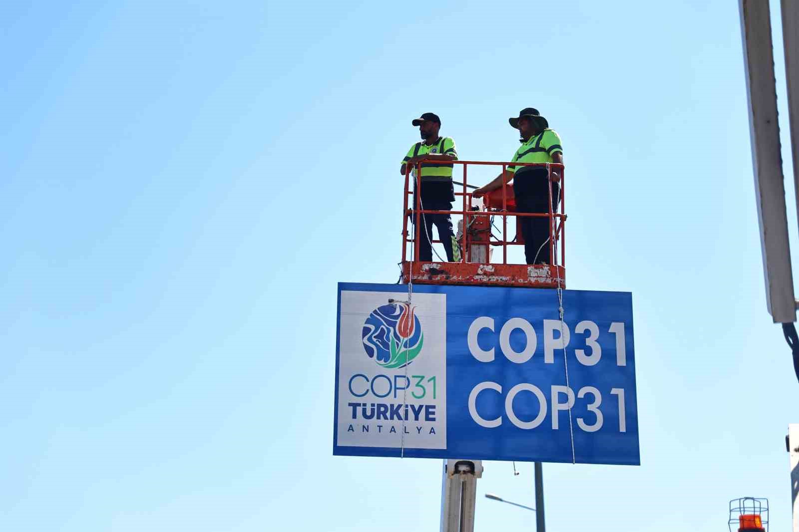 antalya-nin-yollari-cop31-iklim-zirvesi-ne-hazirlaniyor