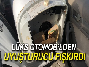 Lüks otomobilden uyuşturucu fışkırdı