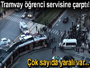 Kayseri'de tramvay öğrenci servisine çarptı: 6 yaralı