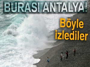 Dünyaca ünlü sahilde dev dalgaların görsel şöleni