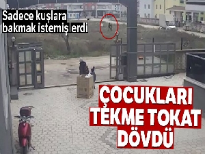 Kuşlarına bakan çocukları tekme tokat dövdü