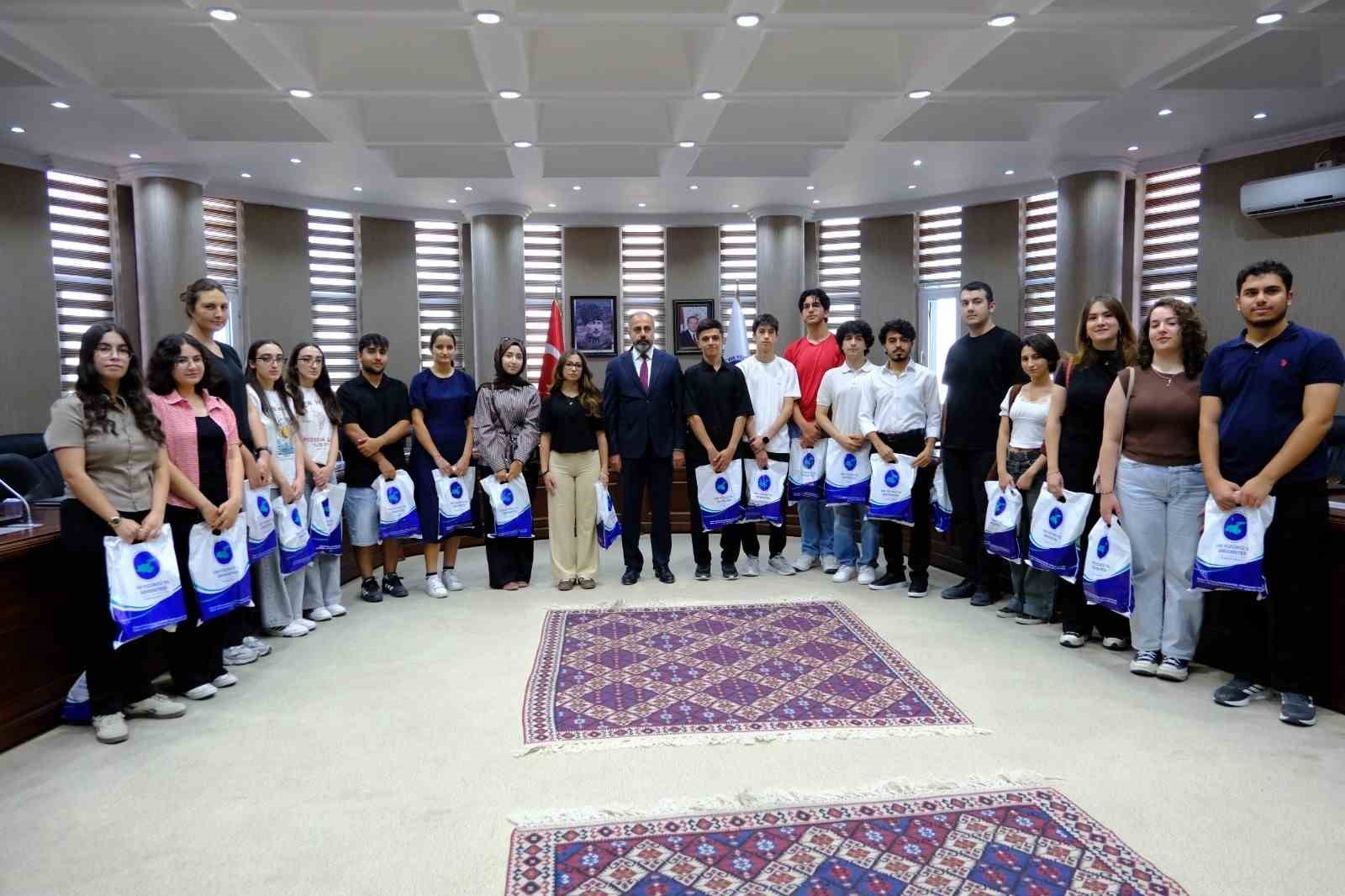van-mat-bil-projesi-ilk-meyvelerini-verdi-ogrenciler-hayallerindeki-universitelere-yerlesti