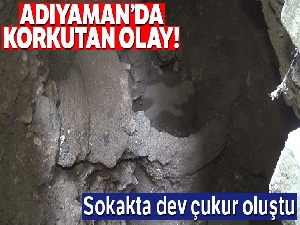 Sokakta dev çukur oluştu