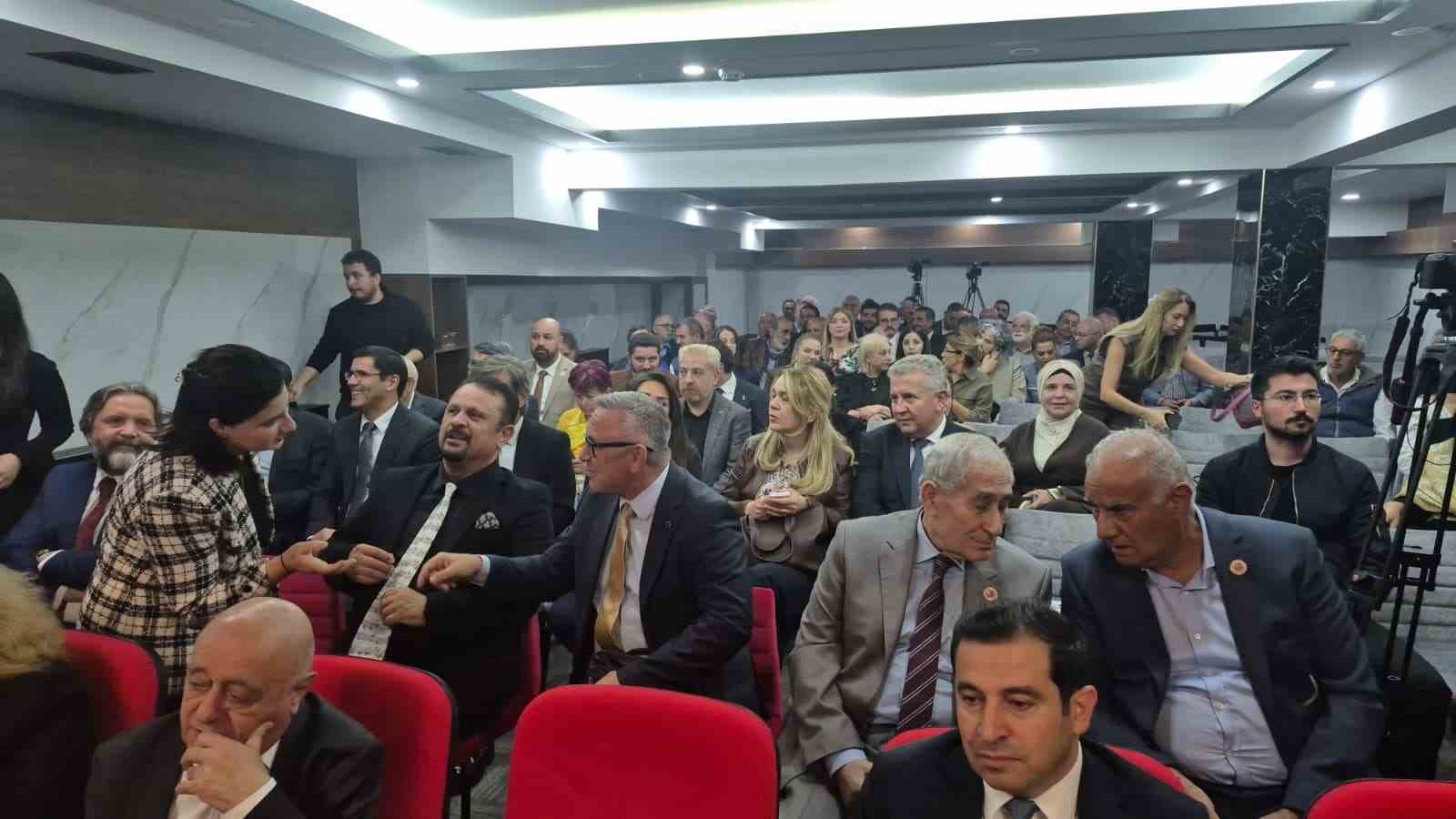 ankara-da-ganire-pasayeva-vefatinin-3-yilinda-anildi