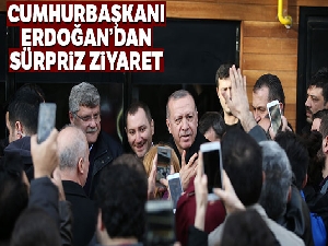 Cumhurbaşkanı Erdoğan, Çengelköy'de çay bahçesinde vatandaşlarla sohbet etti