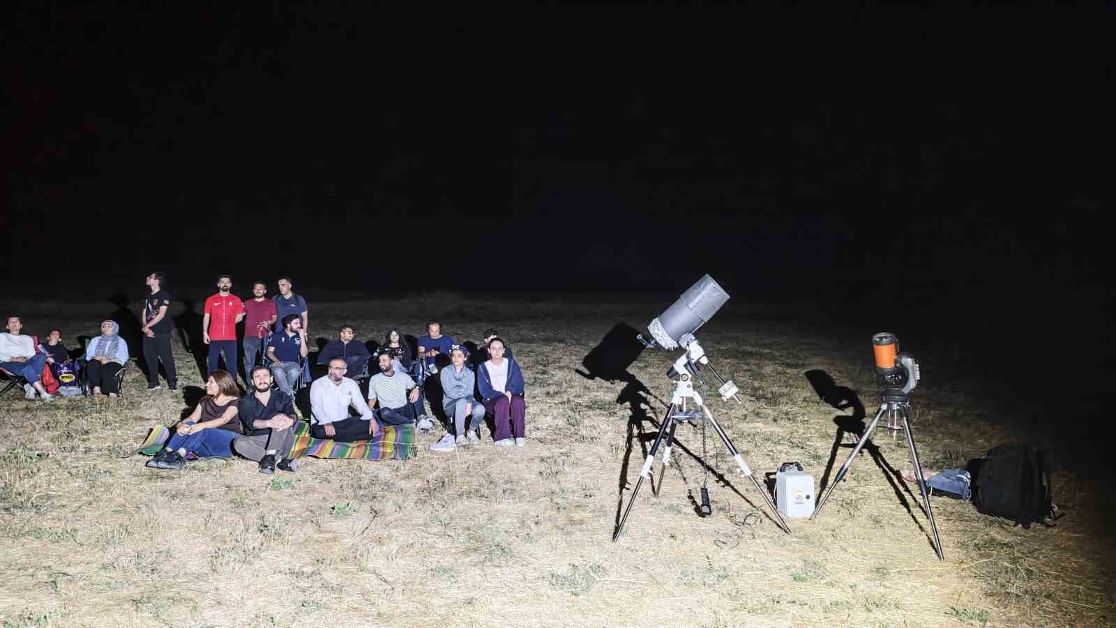 bitlis-te-uzayseverler-haftayi-gokyuzunu-izleyerek-gecirdi