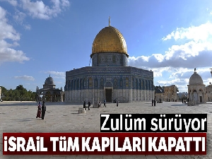 Filistinliler İsrail barikatlarını yıkarak Mescidi Aksa'ya girdi