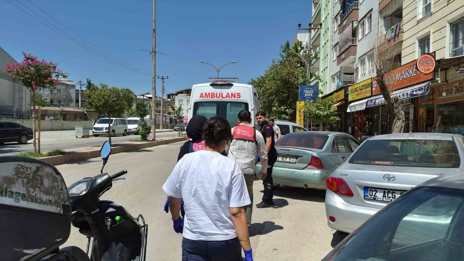 rogar-kapagi-cevresindeki-cukur-kazaya-neden-oldu-1-yarali