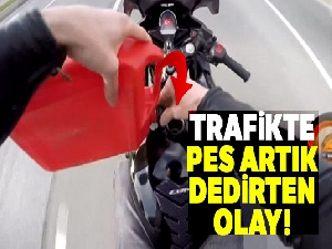 Maltepe sahil yolunda motosikletli maganda seyir halinde deposuna benzin doldurdu