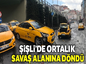 Şişli'de yaşanan zincirleme kazada genç sürücü şoka girdi