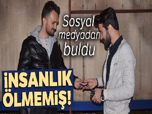 Otobüste bulduğu cüzdanın sahibine sosyal medyadan ulaştı