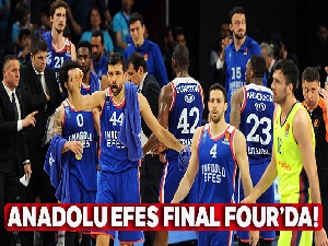 Anadolu Efes Final Four'da!
