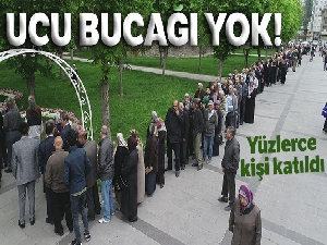 Bedava fide alabilmek için uzun kuyruk oluşturdular