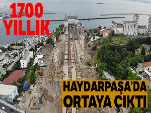 Haydarpaşa'da ortaya çıkan 1700 yıllık tarih havadan görüntülendi