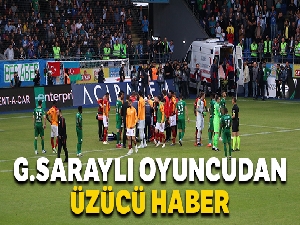 Emre Akbaba'nın bileği kırıldı