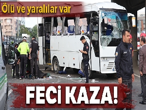 İşçileri taşıyan midibüs ticari araçla çarpışıp yan yattı: 1 ölü, 9 yaralı