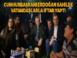 Cumhurbaşkanı Erdoğan, Zeytinburnu Sahili'nde vatandaşlarla çay içti