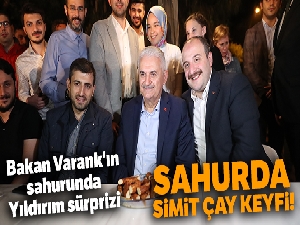 Sahurda simit çay keyfi