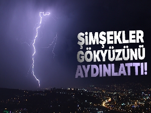 Kocaeli'de şimşekler gökyüzünü aydınlattı