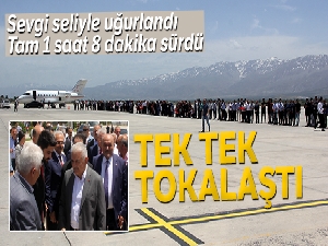 Yıldırım'ın hemşehrisiyle tokalaşması 1 saat 8 dakika sürdü