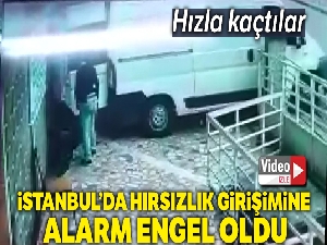 Ticari araçla hırsızlığa geldiler alarm çalınca hızla kaçtılar