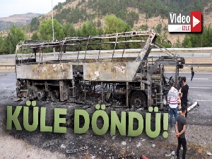 TEM'de, seyir halindeki otobüs alev alev yandı!