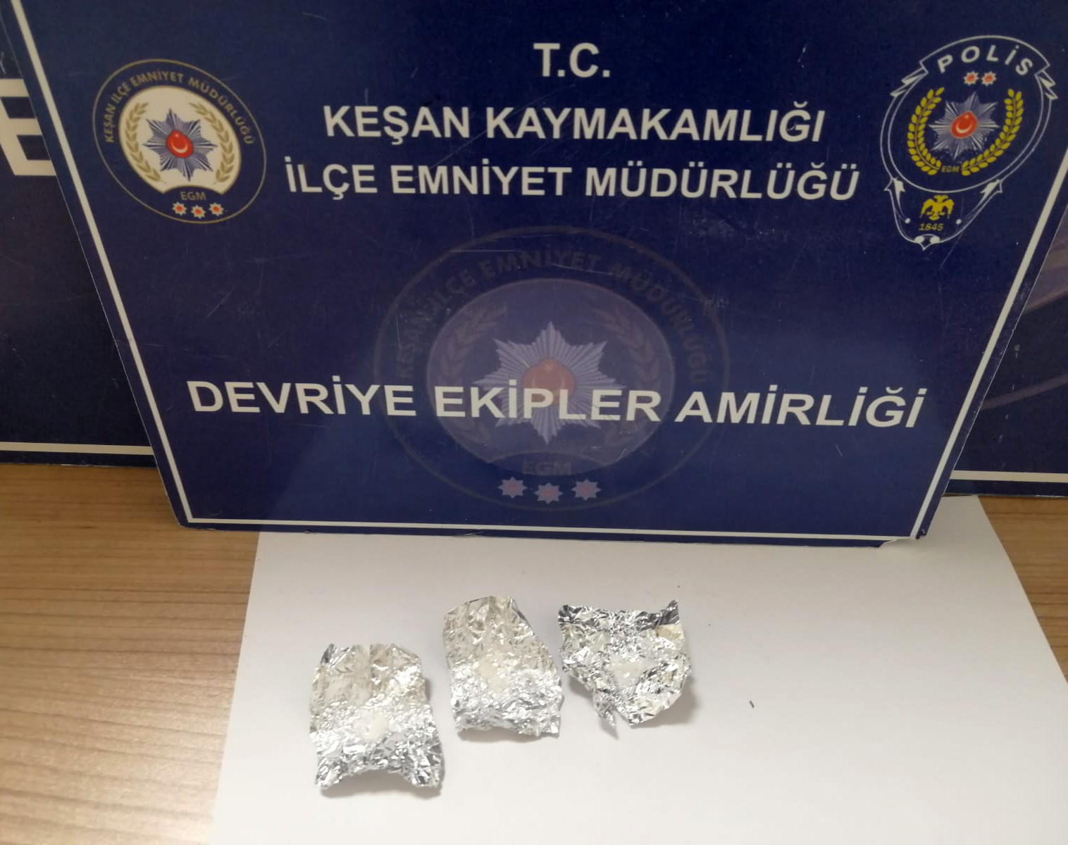 kesan-da-polisin-ust-aramasi-yaptigi-supheliden-uyusturucu-ele-gecirildi