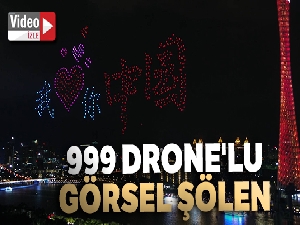 999 drone'lu görsel şölen
