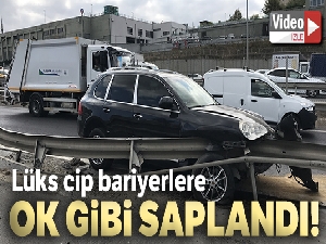 TEM Otoyolu'nda lüks cip bariyerlere ok gibi saplandı