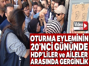 HDP'liler ile parti binası önünde eylem yapan aileler arasında gerginlik