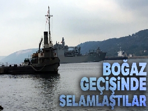 Nusret Mayın Gemisi, TCG Sancaktar gemisini Boğaz geçişinde selamladı