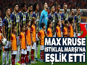 Kruse İstiklal Marşı'nı okudu