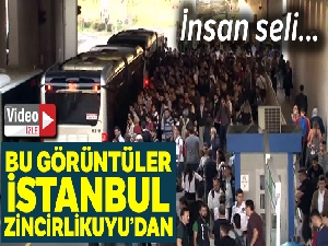 Zincirlikuyu metrobüs durağında insan seli
