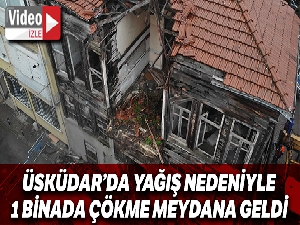 Üsküdar'da eski binada kısmi çökme meydana geldi