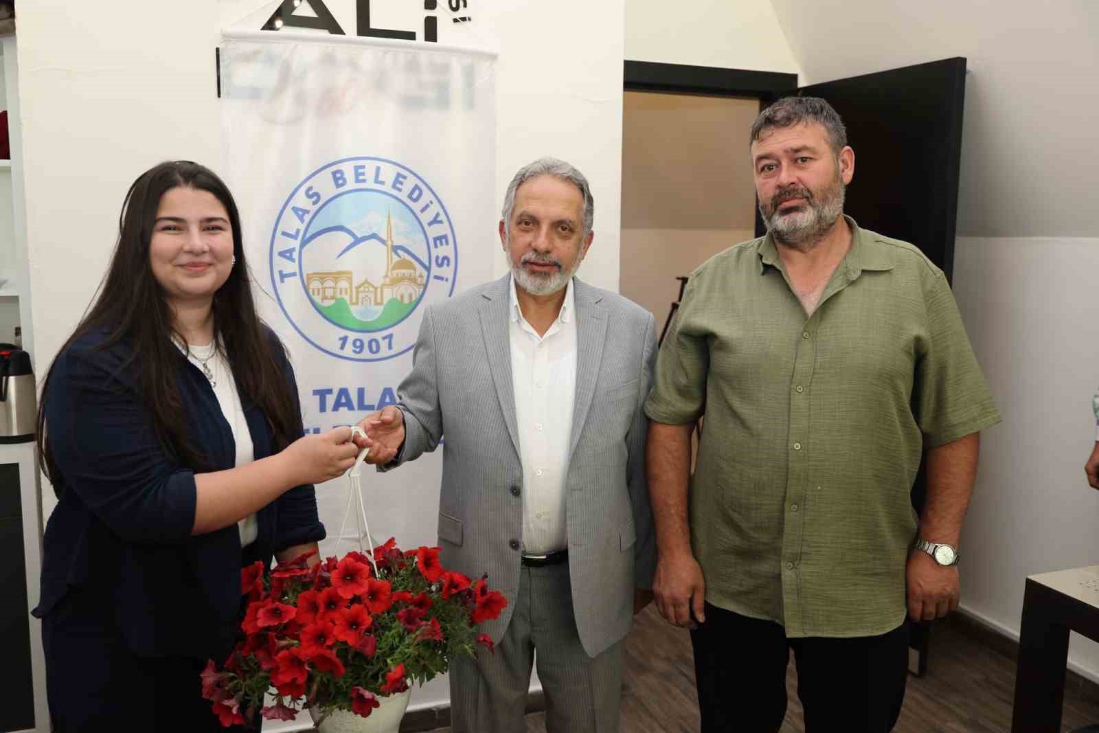 cicek-senligi-fotograf-yarismasi-nda-oduller-sahiplerini-buldu