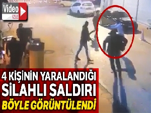 Isparta'da alkollü mekan önünde dört kişinin yaralandığı silahlı saldırı anı kamerada