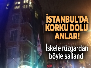 Avcılar'da şiddetli rüzgarda iskele koptu