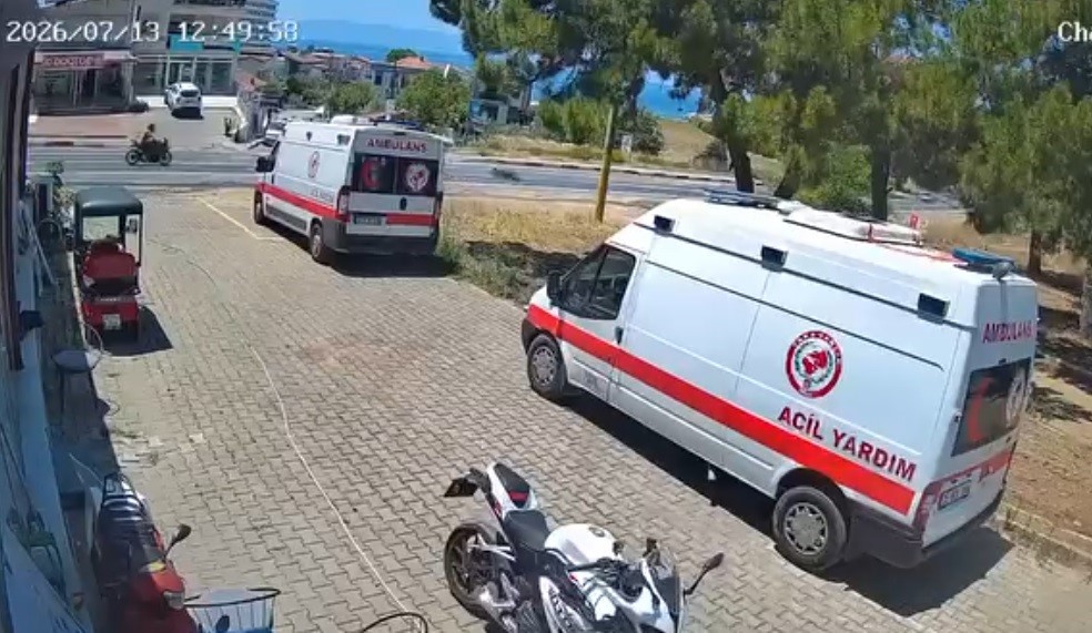 izmir-de-olumlu-kaza-ani-kamerada