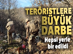 Teröristlere ait sığınak, barınak ve mevziler yerle bir edildi