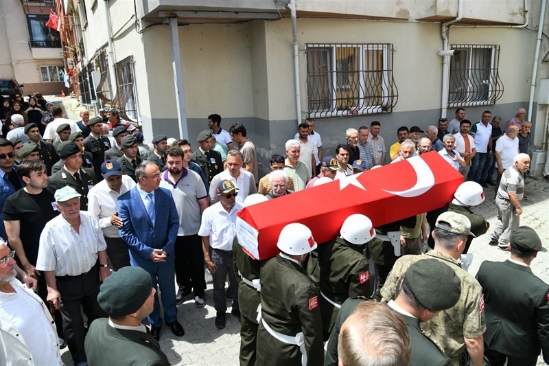 kibris-gazisi-ibrahim-bahceli-son-yolculuguna-ugurlandi