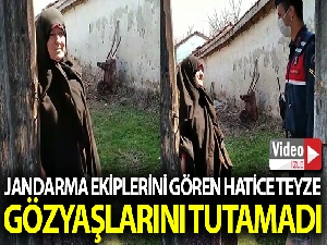 Jandarma ekiplerinin yardımı Hatice Teyze'nin gözlerini yaşarttı