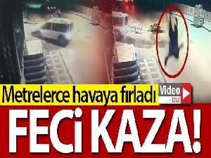 Ümraniye'de feci kaza: Motosikletli metrelerce havaya fırladı