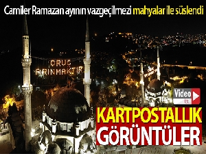 Eyüpsultan Camii'ne asılan mahyalar havadan görüntülendi